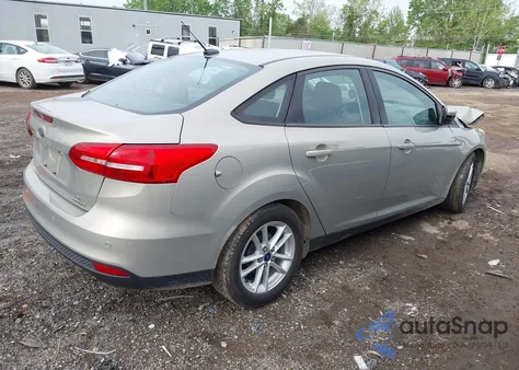 2015 Ford Focus Se z USA, uszkodzony, nr VIN 1FADP3F29FL218068
